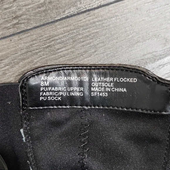 Steven by Steve Madden Black armond lug-sole Chelsea Boots size 8m - Picture 3 of 12